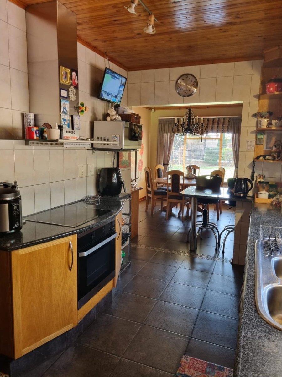 3 Bedroom Property for Sale in Vaalpark Free State